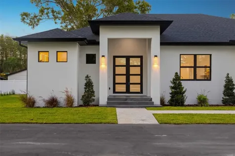 5323 Lake Pearl Court Tampa FL 33625