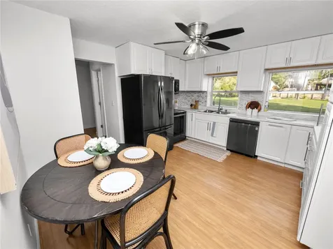 323 Lakeshore Court Polk City FL 33868