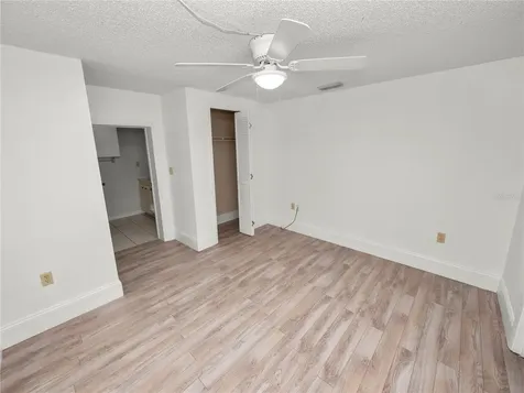 323 Lakeshore Court Polk City FL 33868