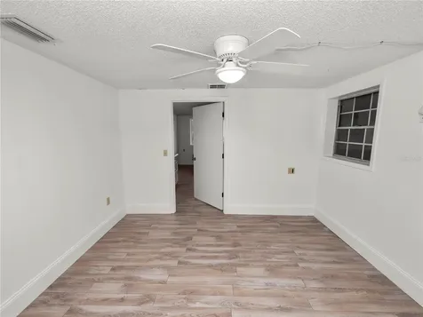 323 Lakeshore Court Polk City FL 33868