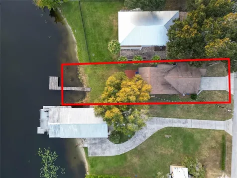 323 Lakeshore Court Polk City FL 33868