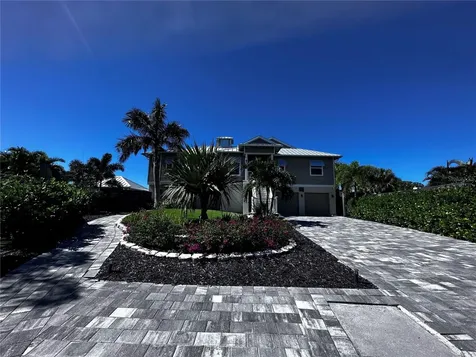 512 Pine Cone Lane Nokomis FL 34275