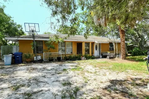 2728 Trinidad Street Sarasota FL 34231