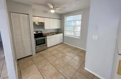 805 19th Avenue S St Petersburg FL 33705