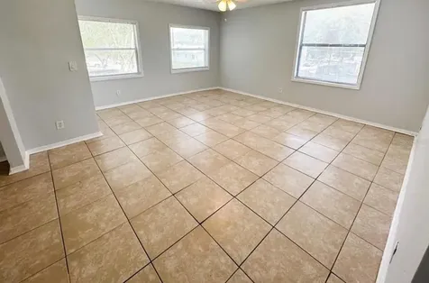 805 19th Avenue S St Petersburg FL 33705