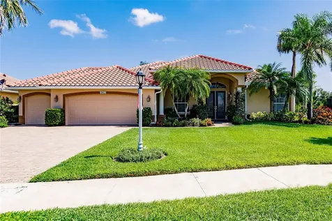 1860 Coconut Palm Circle North Port FL 34288