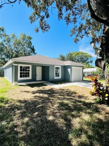 1105 NE 4th Street Mulberry FL 33860