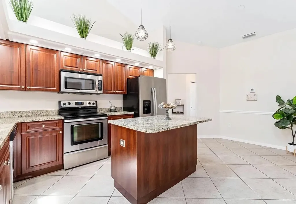 1302 83rd Street NW Bradenton FL 34209