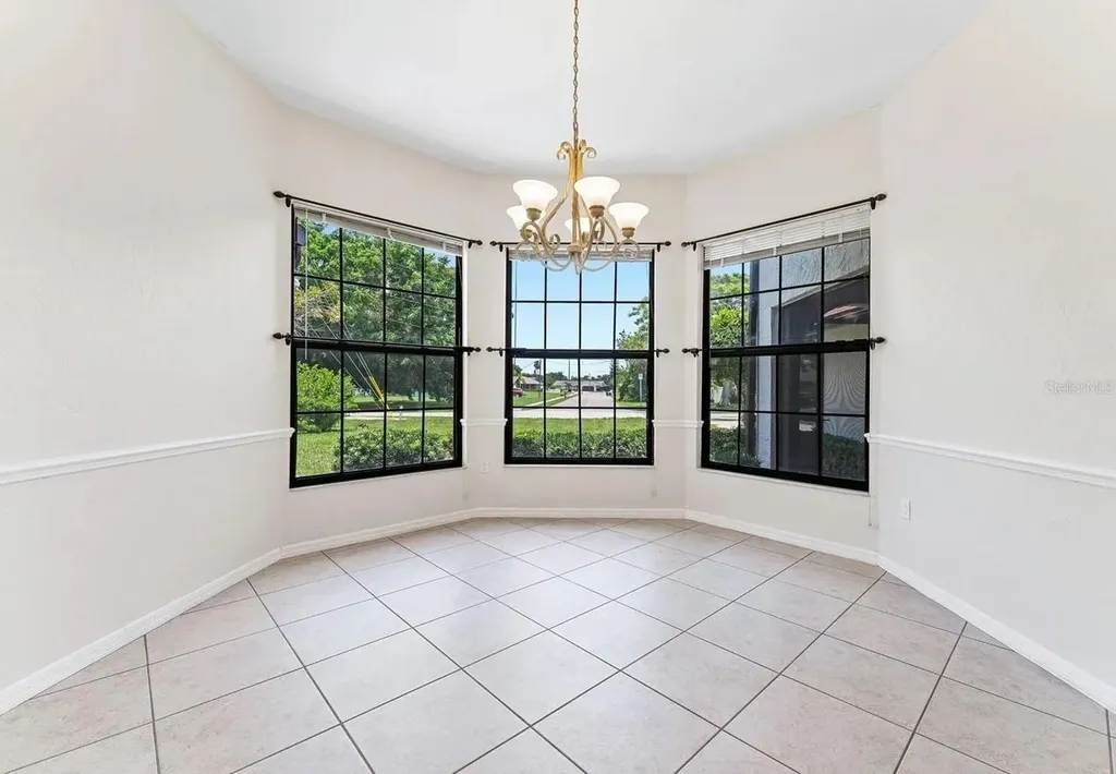 1302 83rd Street NW Bradenton FL 34209