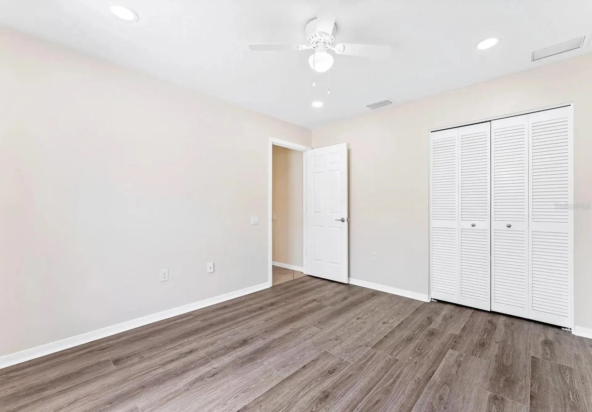 1302 83rd Street NW Bradenton FL 34209