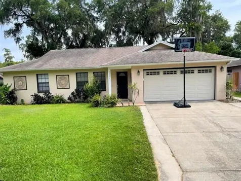8031 Fawnridge Circle Tampa FL 33610