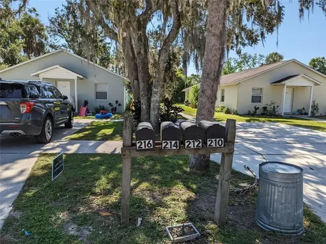 210/212/214/216 N Manatee Avenue Arcadia FL 34266