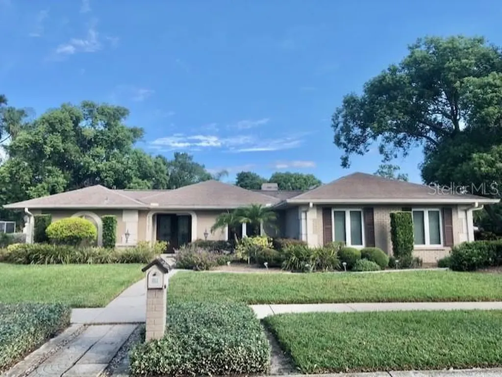 12701 Allendale Lane Tampa FL 33618