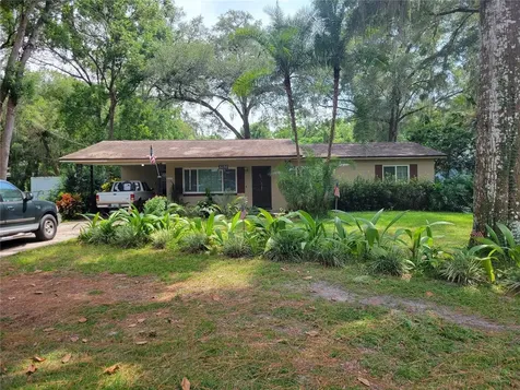 5136 Jones Avenue Zellwood FL 32798
