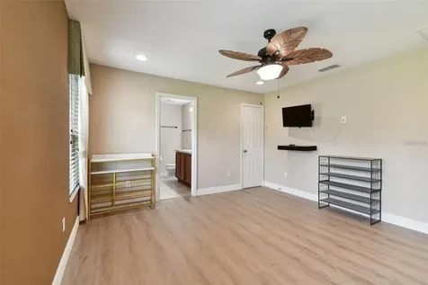 7313 Somerset Pond Drive Ruskin FL 33573