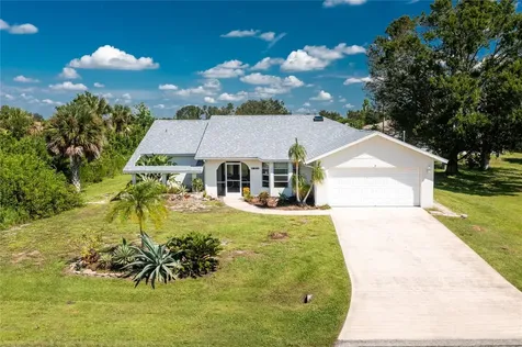 10124 Amelia Avenue Englewood FL 34224