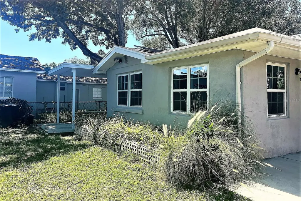 919 17th Street S St Petersburg FL 33712