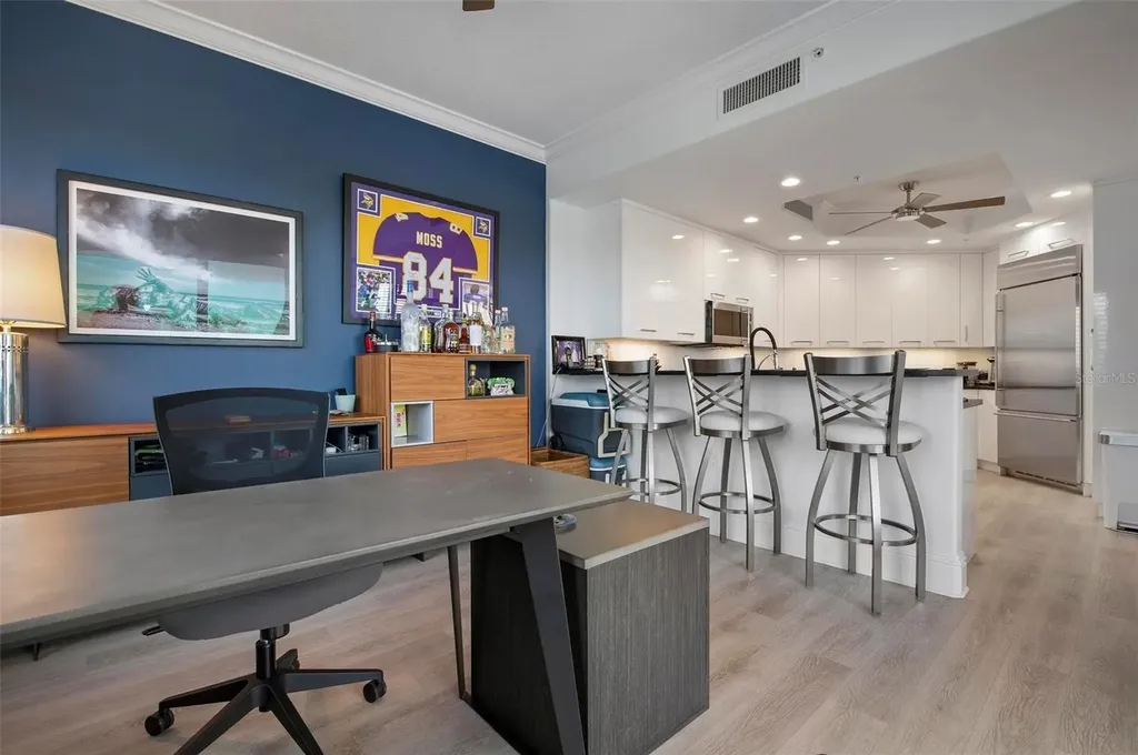 9122 Midnight Pass Road Sarasota FL 34242