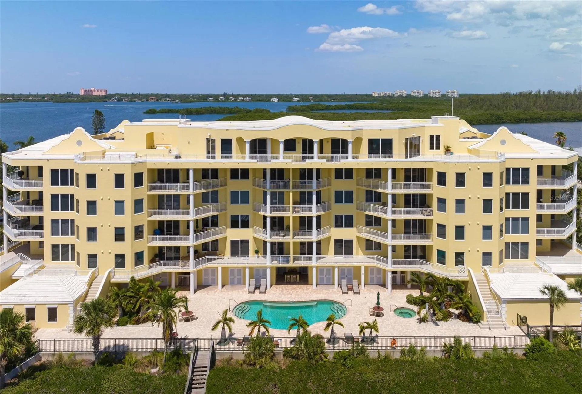 9122 Midnight Pass Road Sarasota FL 34242