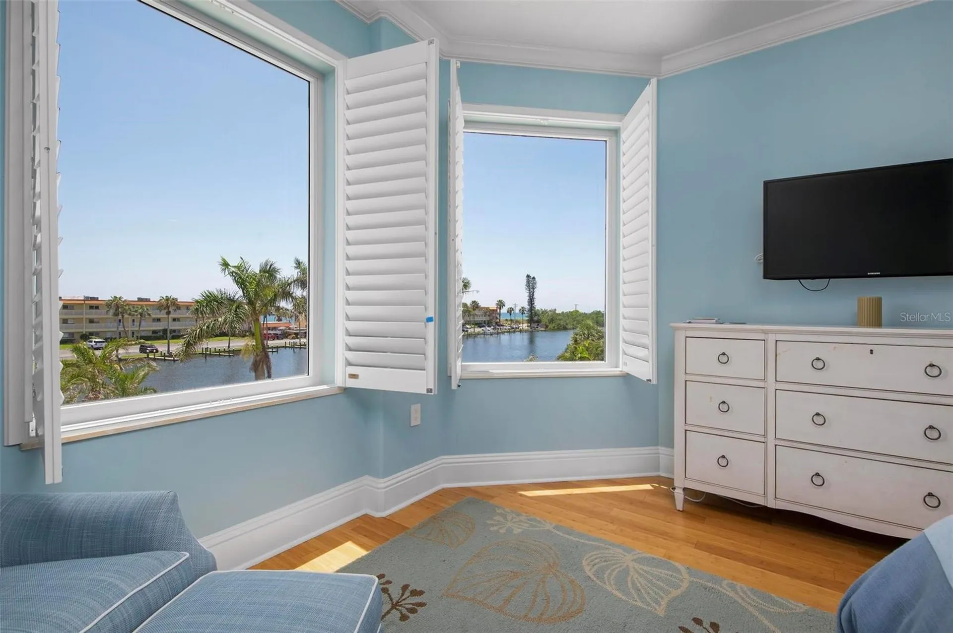 9122 Midnight Pass Road Sarasota FL 34242