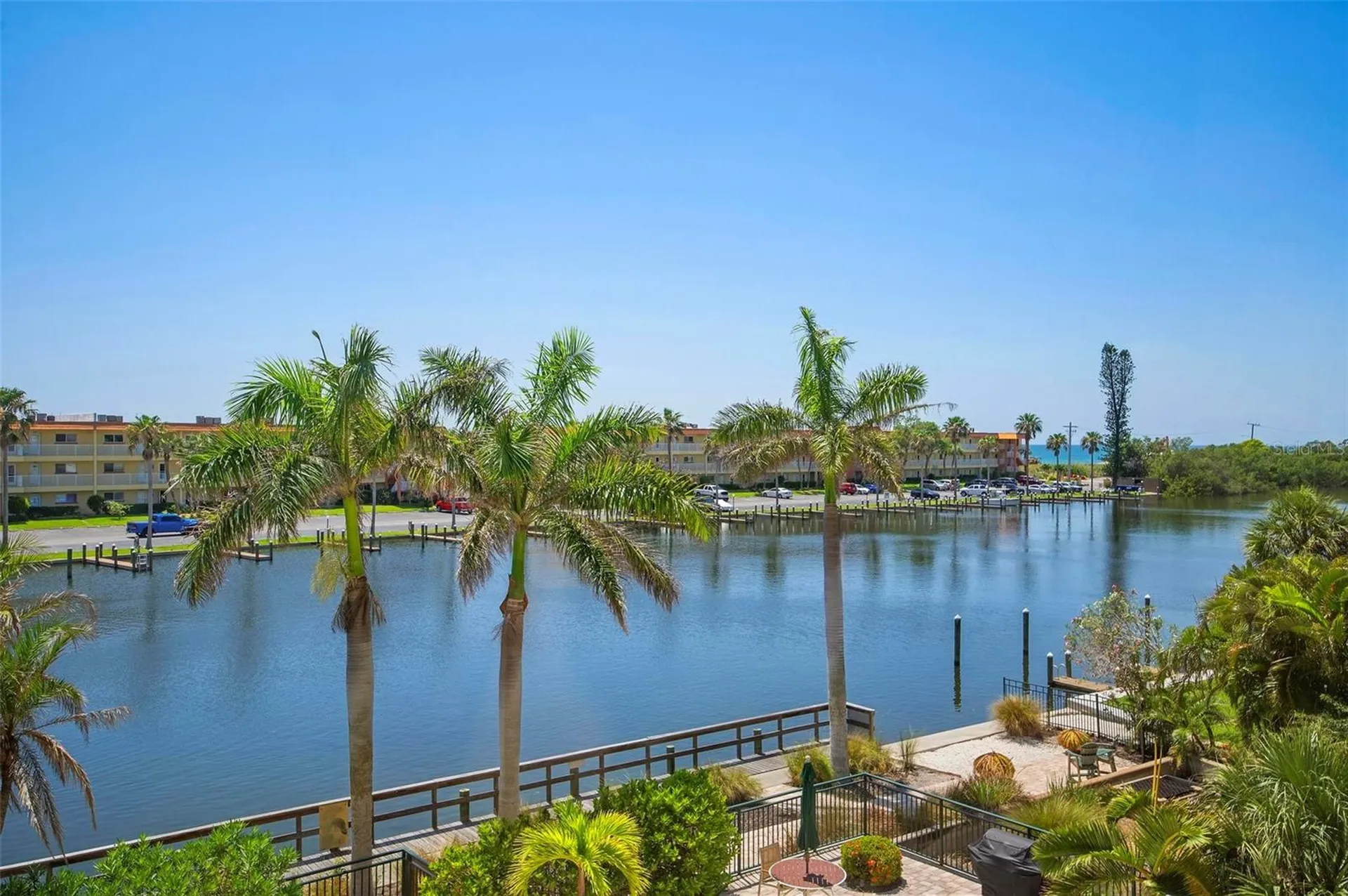 9122 Midnight Pass Road Sarasota FL 34242
