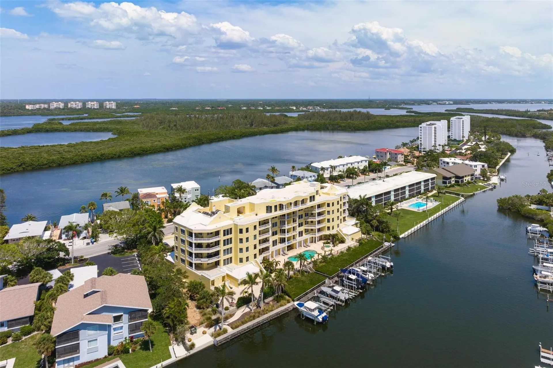 9122 Midnight Pass Road Sarasota FL 34242
