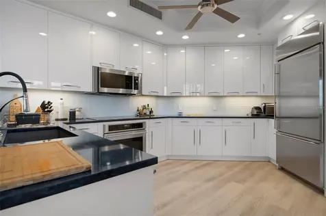 9122 Midnight Pass Road Sarasota FL 34242