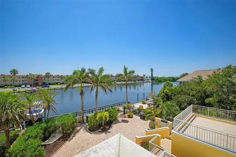 9122 Midnight Pass Road Sarasota FL 34242