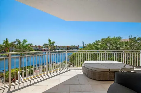 9122 Midnight Pass Road Sarasota FL 34242