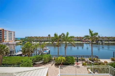 9122 Midnight Pass Road Sarasota FL 34242