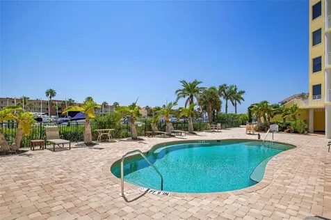 9122 Midnight Pass Road Sarasota FL 34242