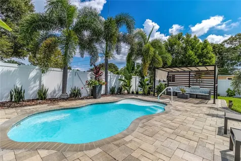 4401 15th Avenue N St Petersburg FL 33713