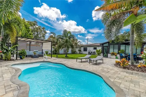 4401 15th Avenue N St Petersburg FL 33713