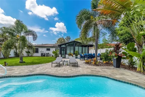 4401 15th Avenue N St Petersburg FL 33713
