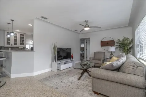 4401 15th Avenue N St Petersburg FL 33713