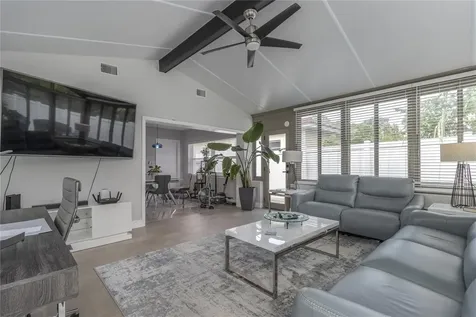 4401 15th Avenue N St Petersburg FL 33713