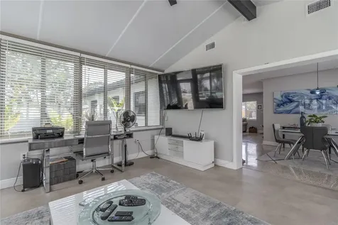 4401 15th Avenue N St Petersburg FL 33713