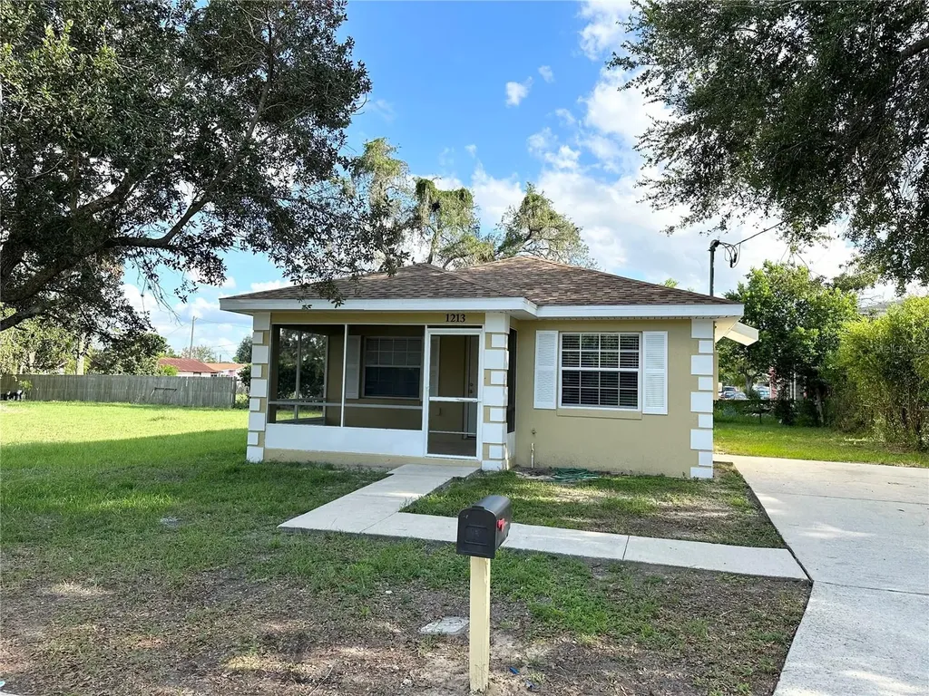1213 Avenue J Haines City FL 33844