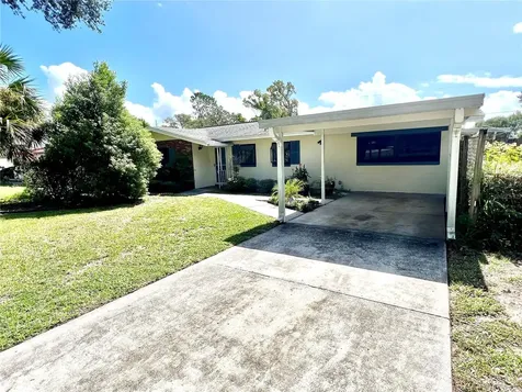 240 W Harbord Street Lake Alfred FL 33850
