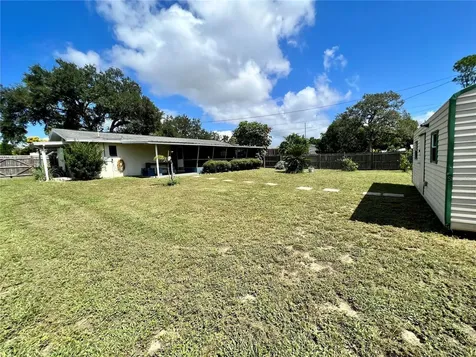 240 W Harbord Street Lake Alfred FL 33850