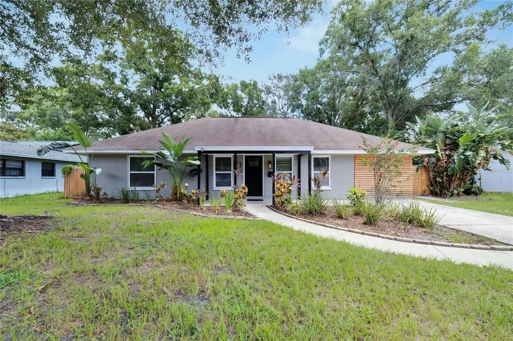 6803 Santa Monica Court Tampa FL 33615