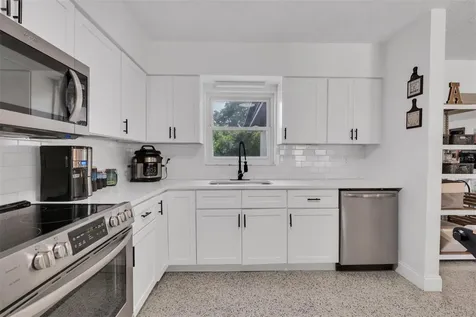 2960 35th Avenue S St Petersburg FL 33712