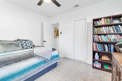 2960 35th Avenue S St Petersburg FL 33712