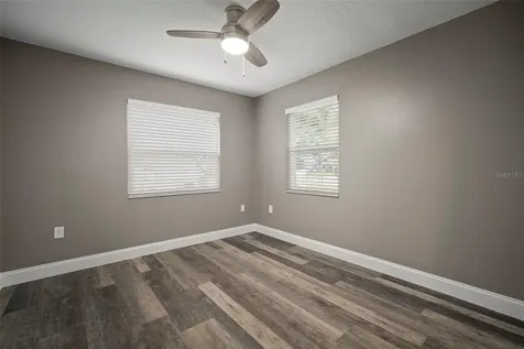 711 44th Street W Bradenton FL 34209