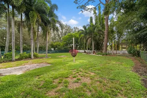 711 44th Street W Bradenton FL 34209