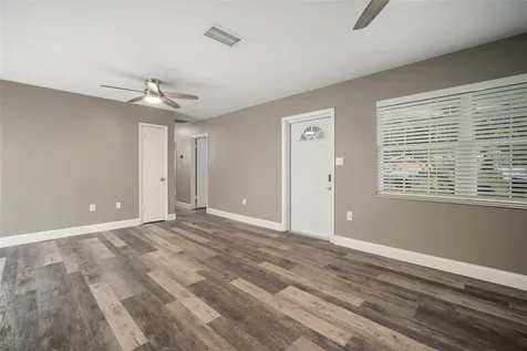 711 44th Street W Bradenton FL 34209