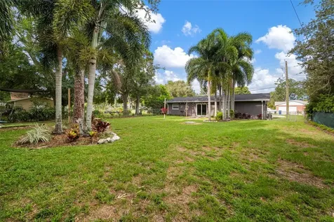 711 44th Street W Bradenton FL 34209