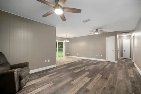 711 44th Street W Bradenton FL 34209