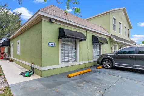 1047 Universal Rest Place Kissimmee FL 34744