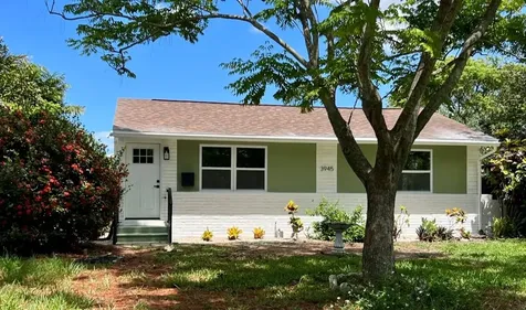3945 21st Street N St Petersburg FL 33714